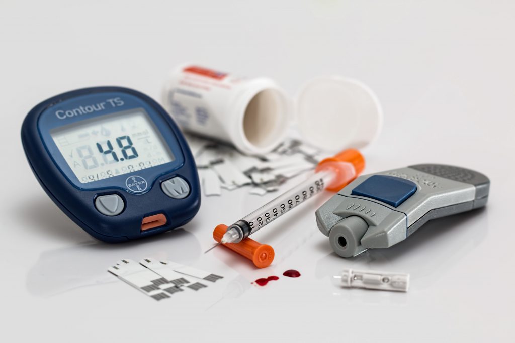 Insulin Kenya: image of insulin syringe ,and glucometer